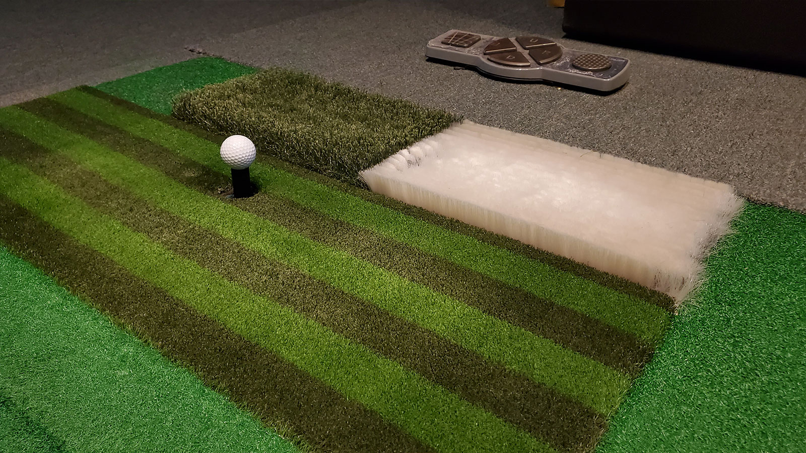 Auto Feed Mat at Golf Wing, an indoor Golf Simulator in Markham